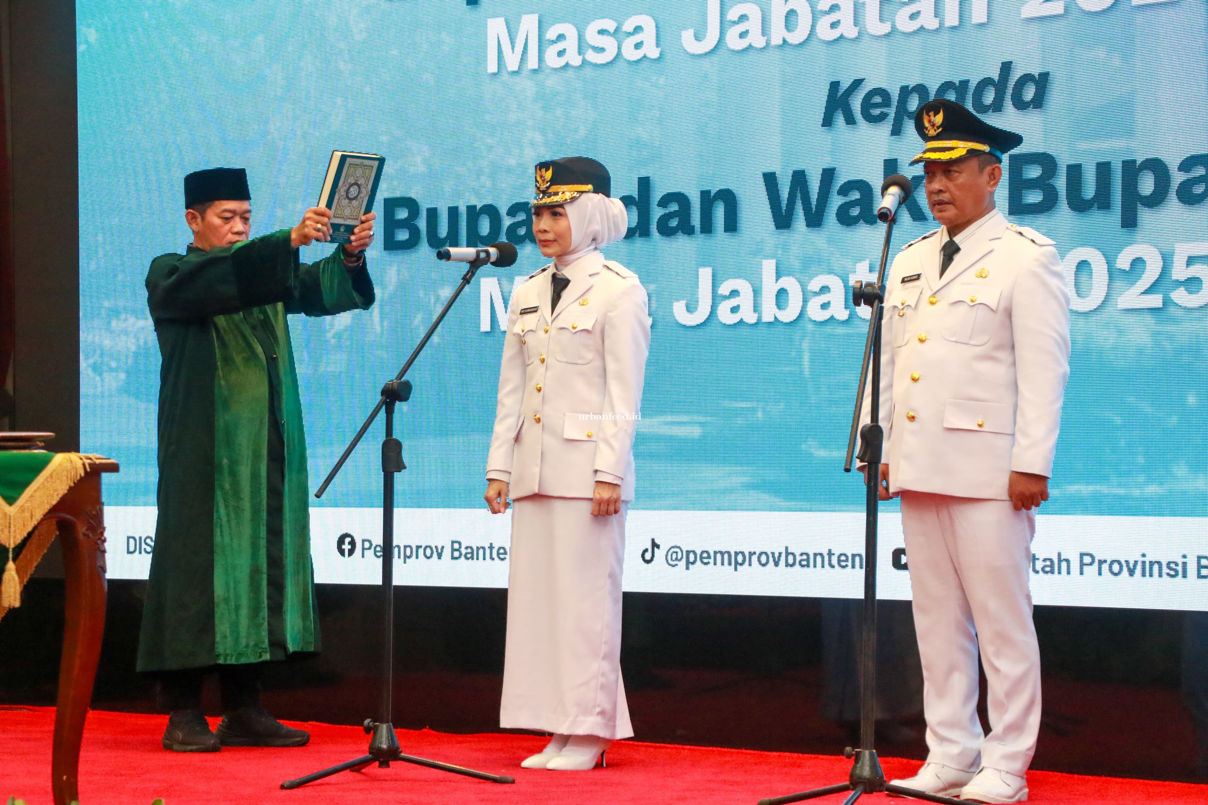 Resmi, Ratu Rachmatuzakiyah-Najib Hamas Jabat Bupati dan Wakil Bupati Serang